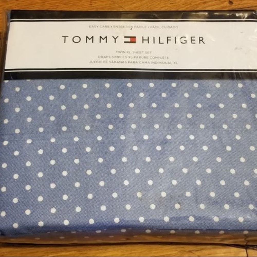 Tommy Hilfiger Chambray Dot Twin XL Sheet Set